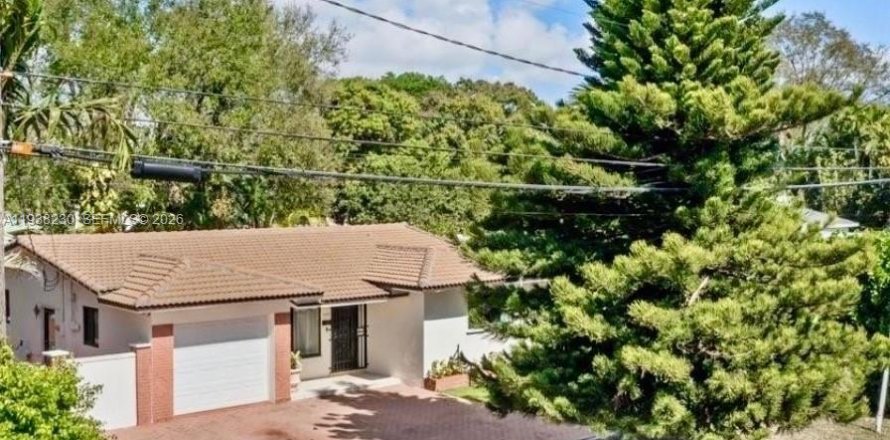 Villa ou maison à Miami, Floride 3 chambres, 147.62 m2 № 1995956