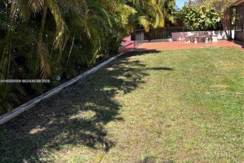 Villa ou maison à vendre à Miami, Floride: 3 chambres, 147.62 m2 № 1995956 - photo 21