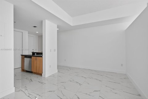 Copropriété à vendre à Miami, Floride: 1 chambre, 71.81 m2 № 2060889 - photo 10