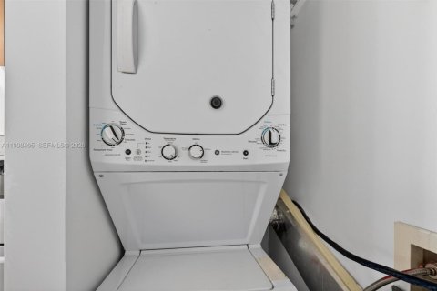 Copropriété à vendre à Miami, Floride: 1 chambre, 71.81 m2 № 2060889 - photo 20