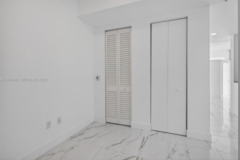 Copropriété à vendre à Miami, Floride: 1 chambre, 71.81 m2 № 2060889 - photo 26