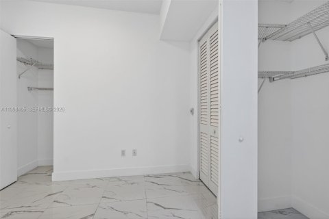 Copropriété à vendre à Miami, Floride: 1 chambre, 71.81 m2 № 2060889 - photo 23