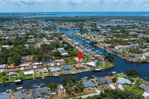 Купить виллу или дом в Порт-Шарлотт, Флорида 3 комнаты, 110.27м2, № 2266596 - фото 5