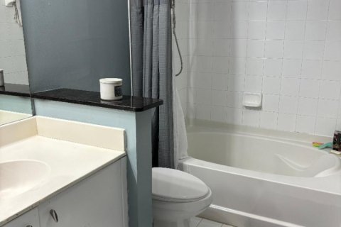 Condominio en alquiler en Coral Springs, Florida, 3 dormitorios, 126.07 m2 № 2086239 - foto 3