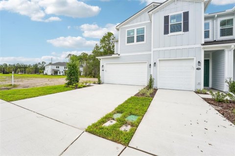 Touwnhouse à vendre à Jacksonville, Floride: 3 chambres, 143.91 m2 № 2413877 - photo 2