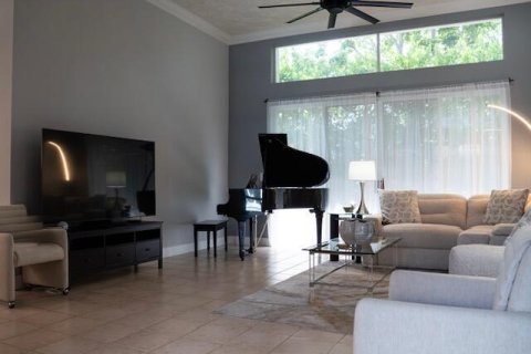 Villa ou maison à louer à Boca Raton, Floride: 4 chambres, 249.81 m2 № 2176766 - photo 6