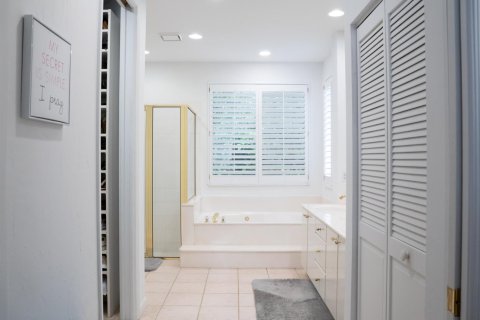 Villa ou maison à louer à Boca Raton, Floride: 4 chambres, 249.81 m2 № 2176766 - photo 29