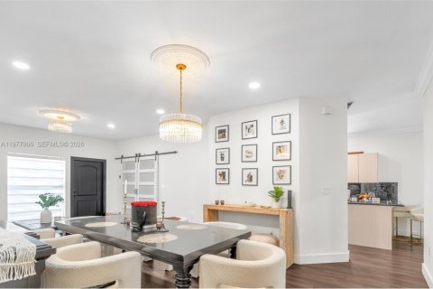 Villa ou maison à louer à Miami, Floride: 4 chambres, 154.96 m2 № 2046072 - photo 13