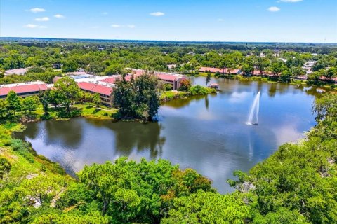 House in Sarasota, Florida 2 bedrooms, 132.39 sq.m. № 2156414 - photo 26