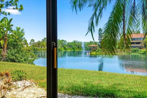 House in Sarasota, Florida 2 bedrooms, 132.39 sq.m. № 2156414 - photo 17