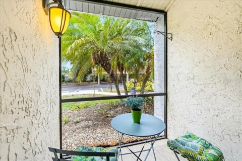 House in Sarasota, Florida 2 bedrooms, 132.39 sq.m. № 2156414 - photo 7