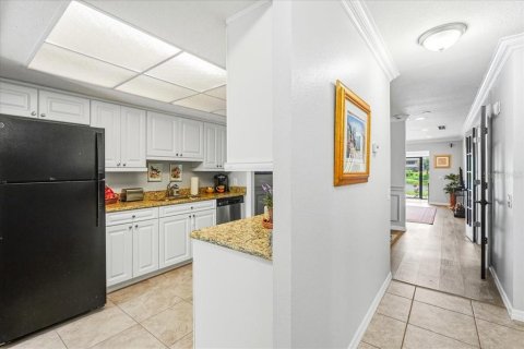 House in Sarasota, Florida 2 bedrooms, 132.39 sq.m. № 2156414 - photo 5