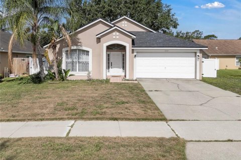 House in Orange City, Florida 4 bedrooms, 177.81 sq.m. № 1797284 - photo 2