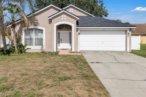 House in Orange City, Florida 4 bedrooms, 177.81 sq.m. № 1797284 - photo 3