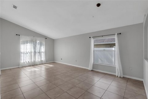 House in Orange City, Florida 4 bedrooms, 177.81 sq.m. № 1797284 - photo 12