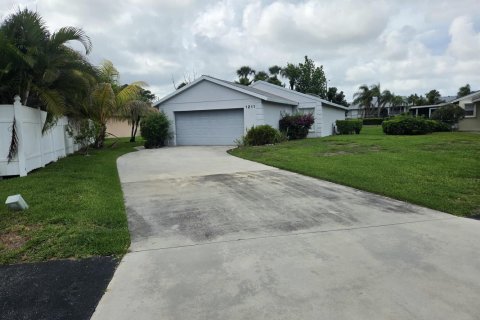 Villa ou maison à West Palm Beach, Floride 3 chambres, 127 m2 № 2388000