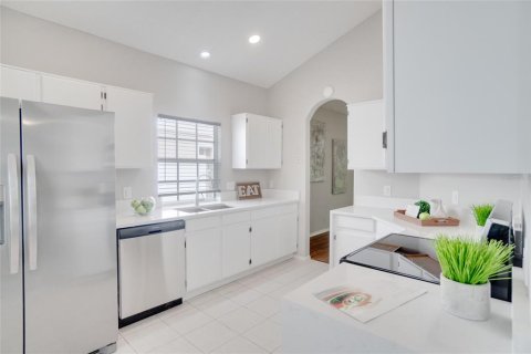 House in Kissimmee, Florida 3 bedrooms, 178.37 sq.m. № 1810581 - photo 11