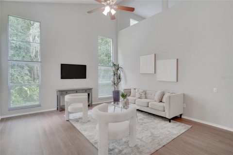 House in Kissimmee, Florida 3 bedrooms, 178.37 sq.m. № 1810581 - photo 30