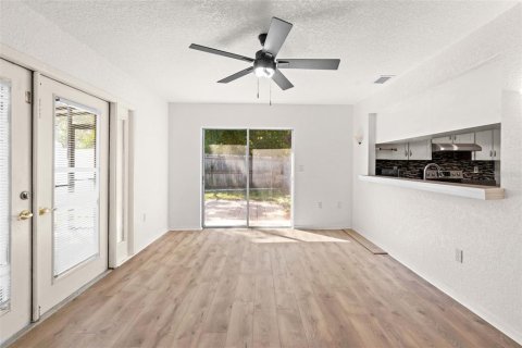 Casa en venta en Spring Hill, Florida, 3 dormitorios, 146.79 m2 № 2428728 - foto 25