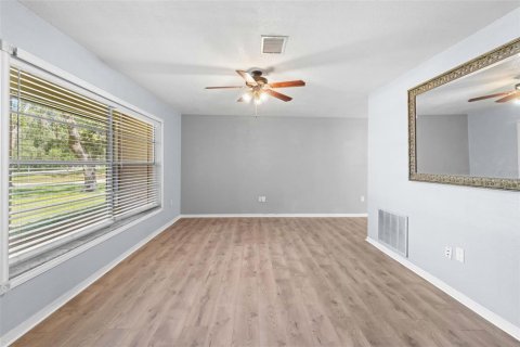 Casa en venta en Spring Hill, Florida, 3 dormitorios, 146.79 m2 № 2428728 - foto 10