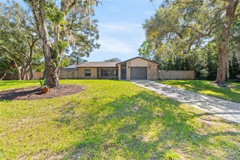Casa en venta en Spring Hill, Florida, 3 dormitorios, 146.79 m2 № 2428728 - foto 2