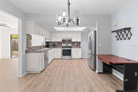 Casa en venta en Spring Hill, Florida, 3 dormitorios, 146.79 m2 № 2428728 - foto 16