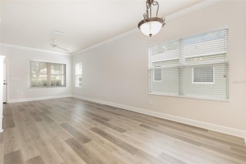Casa en venta en Fish Hawk, Florida, 5 dormitorios, 244.52 m2 № 1914456 - foto 6