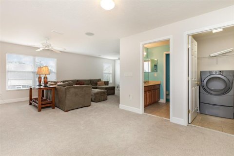 Casa en venta en Fish Hawk, Florida, 5 dormitorios, 244.52 m2 № 1914456 - foto 9