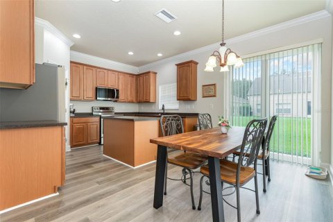 Casa en venta en Fish Hawk, Florida, 5 dormitorios, 244.52 m2 № 1914456 - foto 10