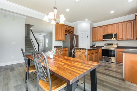 Casa en venta en Fish Hawk, Florida, 5 dormitorios, 244.52 m2 № 1914456 - foto 11