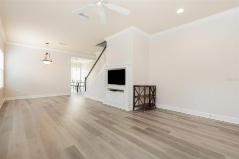 Casa en venta en Fish Hawk, Florida, 5 dormitorios, 244.52 m2 № 1914456 - foto 5