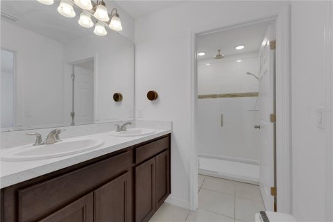 Casa en venta en Kissimmee, Florida, 4 dormitorios, 191.38 m2 № 2206247 - foto 19