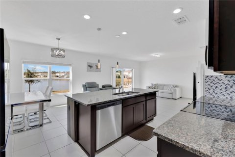 Casa en venta en Kissimmee, Florida, 4 dormitorios, 191.38 m2 № 2206247 - foto 11