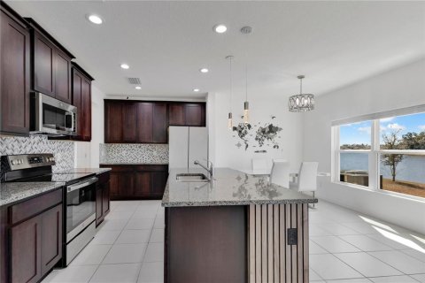 Casa en venta en Kissimmee, Florida, 4 dormitorios, 191.38 m2 № 2206247 - foto 10