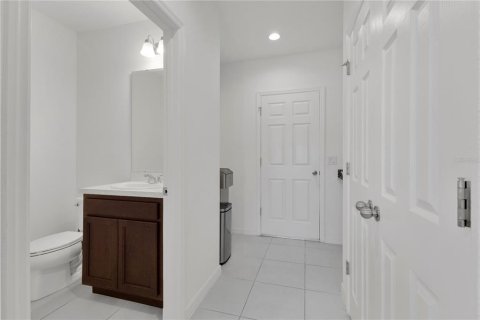 Casa en venta en Kissimmee, Florida, 4 dormitorios, 191.38 m2 № 2206247 - foto 14