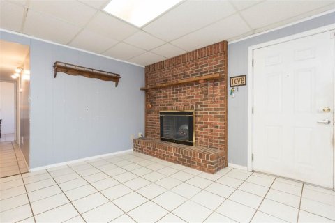 Casa en venta en Tampa, Florida, 3 dormitorios, 137.77 m2 № 2206594 - foto 5