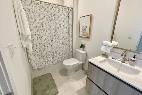 Apartment in Miami, Florida 1 bedroom, 72.84 sq.m. № 2246652 - photo 15
