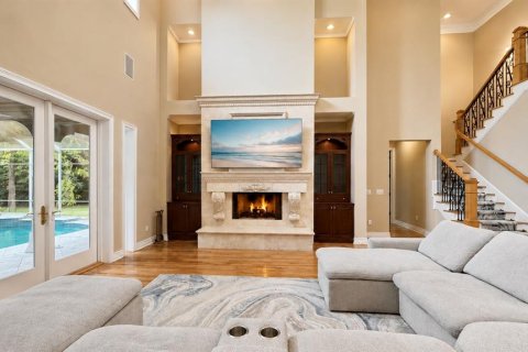 House in Clearwater, Florida 5 bedrooms, 488.29 sq.m. № 2095319 - photo 6