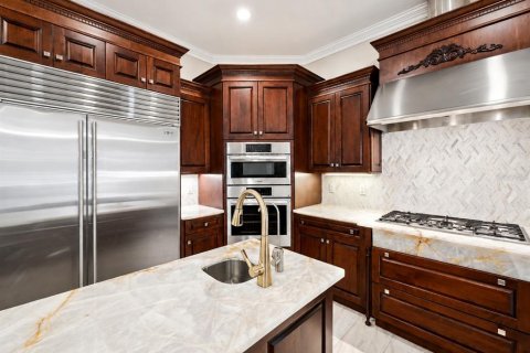 House in Clearwater, Florida 5 bedrooms, 488.29 sq.m. № 2095319 - photo 16
