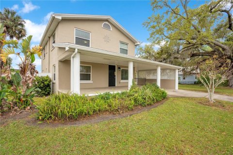 House in Orlando, Florida 4 bedrooms, 154.59 sq.m. № 1718127 - photo 4