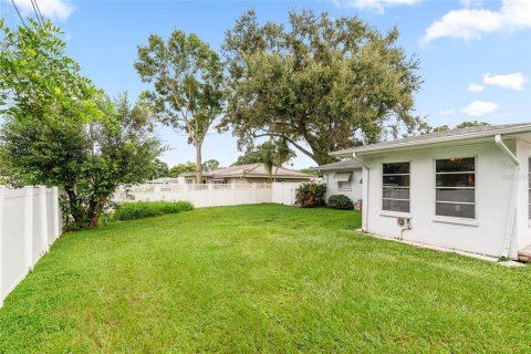 Villa ou maison à vendre à Clearwater, Floride: 2 chambres, 104.24 m2 № 1899133 - photo 12