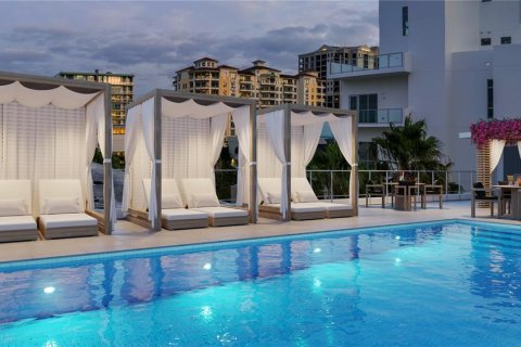 Condominio en venta en Sarasota, Florida, 3 dormitorios, 328.13 m2 № 2235697 - foto 2