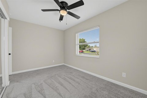 House in Orlando, Florida 4 bedrooms, 109.25 sq.m. № 2394380 - photo 10