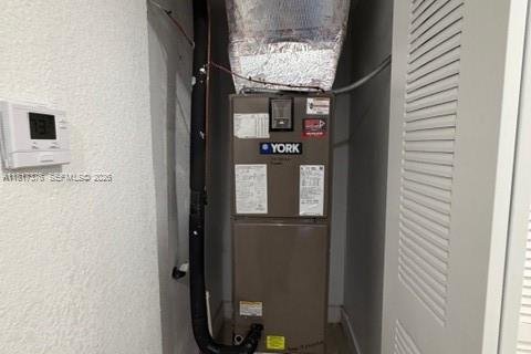 Townhouse in Homestead, Florida 4 bedrooms, 129.88 sq.m. № 1772536 - photo 29