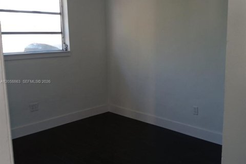 Copropriété à louer à Miami, Floride: 2 chambres, 60.2 m2 № 2168793 - photo 8