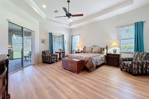 House in Bradenton, Florida 4 bedrooms, 285.4 sq.m. № 1854103 - photo 4