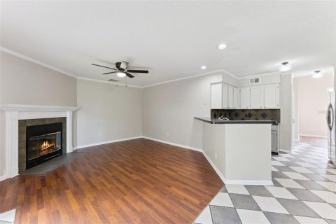 Casa en venta en Lake Mary, Florida, 4 dormitorios, 210.33 m2 № 2239329 - foto 9