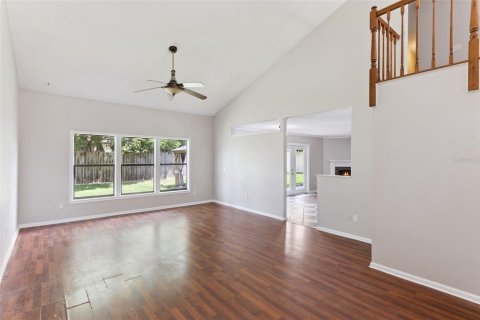 Casa en venta en Lake Mary, Florida, 4 dormitorios, 210.33 m2 № 2239329 - foto 7