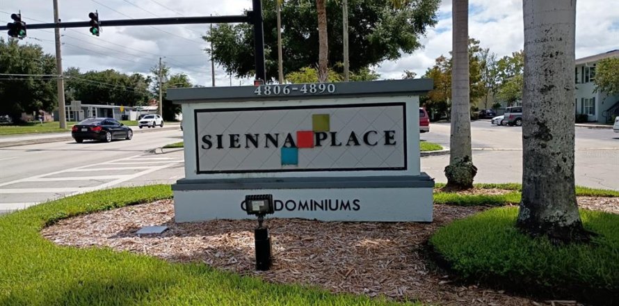 Condominio en Orlando, Florida, 1 dormitorio № 1912471