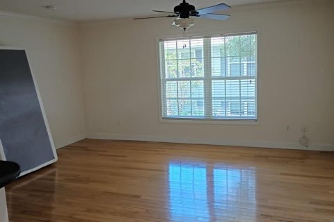 Condo in Orlando, Florida, 1 bedroom  № 1912471 - photo 6